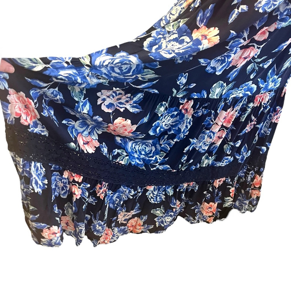 Band of Gypsies Floral Maxi Dress, M, Blue/Pink, Crochet Trim - Picture 9 of 16